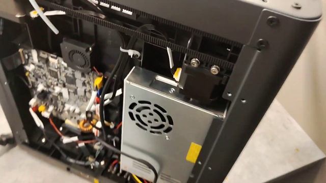 Обслуживание и регулировка ремней Flashforge Adventurer 5m смотреть онлайн