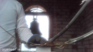 Колокольный звон ко всенощному бдению под праздник Пресвятой Троицы: трезвон