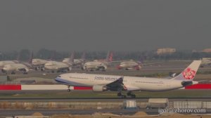 Эйрбас А330 Тайваньской China Airlines приземляется в аэропорту Суварнабхуми, Бангкок.