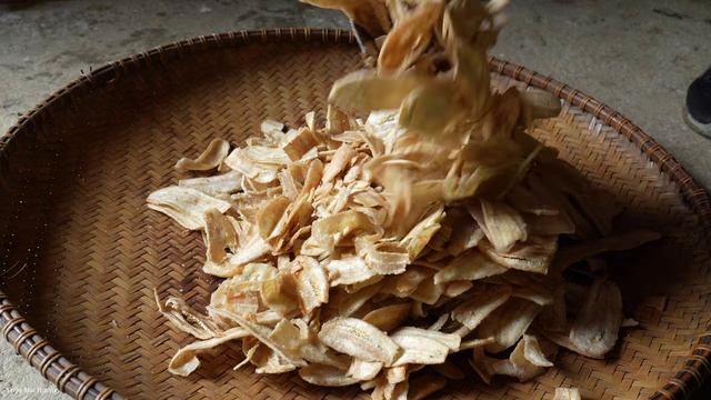 How to Make Crispy Fried Green Bananas Coated with Sugar, Simple to Bring .Trieu Mai Huong
