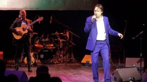 "Эй, ямщик, гони-ка к "Яру" - Владислав Косарев и Виталий Кись (гитара )
