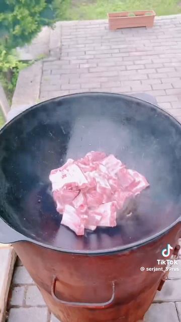 Рёбрышки в казане