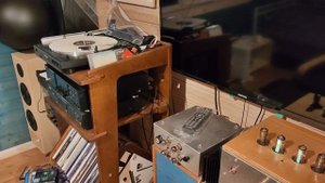 elvis. ширик в шаре.