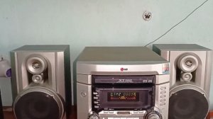 Музыкальный центр LG LM-M530