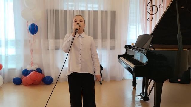 Муз. и сл. Е. Обуховой "Мама-светлое крыло" и исп. Волынщ? смотреть онлайн