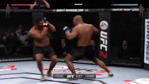 Невероятнейшее нокаутирующее комбо Майка Тайсона! UFC 2