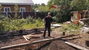 Поднял бревно