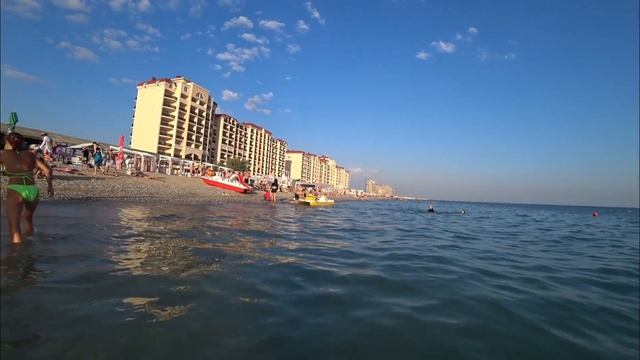 Евпатория. Крым. Часы на администрации. Пляж на Симфер? смотреть онлайн