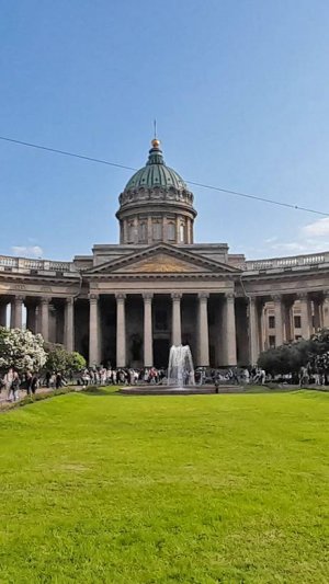 Прогулки по Петербургу. Познакомился в Ариной. И встретил повелителей огня.