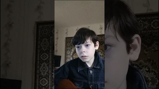 Учусь играть на Укулеле музыку: Fallen down - Undertale