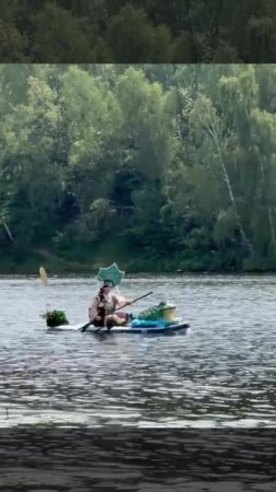 В Серебряном Бору сегодня проходит SUP-карнавал в необычных костюмах 🏄♂️