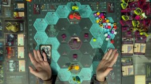 Самая "оверпродакшн" настольная игра?.. Обзор Uprising - Про