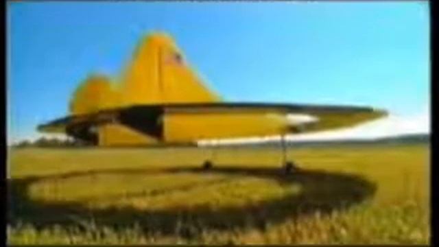 МОДЕЛЬ САМОЛДЕТА С КРУГЛЫМ КРЫЛОМ смотреть онлайн