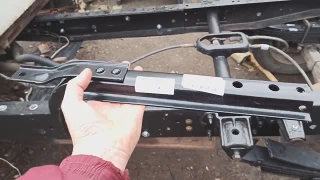 Кронштейн бензобака на газель. Крепление топливного бака для Газели_ верхний кронштейн бака Газель