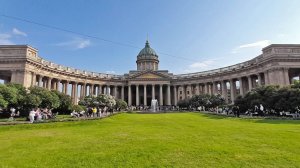 Прогулка по Петербургу.