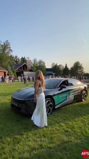 Exlantix ES новый гибрид: сэкономить на налоге - получить все 469 сил! Российская премьера 2025