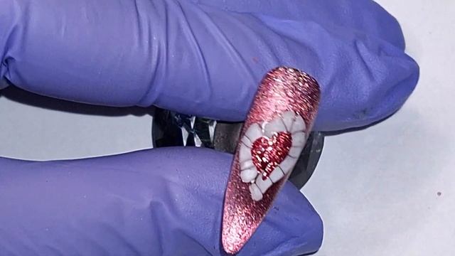 Сердечный маникюр к празднику. Подробныйвидеоурок/Heart
