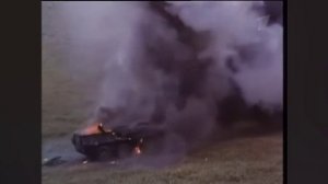 Чëрная акула (1993) car crash scene