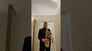 “As time goes by”. 🎷