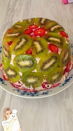 Летний торт без выпечки🥝🍌🍓