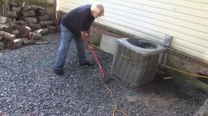 ЗЛОЙ ДЕД РАЗБИЛ КОНДИЦИОНЕР