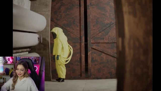 Бэкрумс RTX ( Backrooms Escape Together ) Johan Реакция смотреть онлайн