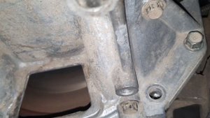 Что за звук? Kia cerato 2 1.6 AT после замены двс. Звук между дв?