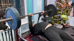 ТРЕНИРОВКА ПЕРЕД СОРЕВНОВАНИЯМИ | ЖИМ СРЕДНИМ ХВАТОМ