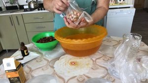 Луковая муха. Можно ли спасти , если он уже поражён луковой мухой. Обработка лука.