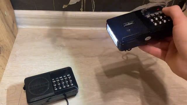 Сравнение Радиоприемника Soundmax SM RD2116 с Aceline AR330 смотреть онлайн