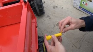 Мистер Макс • Mister Max - Прицеп с бортами к трактору по песку