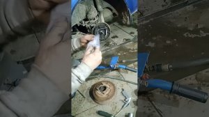 заміна шпильки заднього колеса шеврале авео