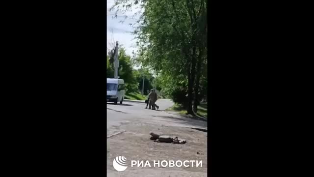 Народное сопротивление беспределу мясокомбината на Украине растет. Водитель проезжавшей мимо «Дэу...