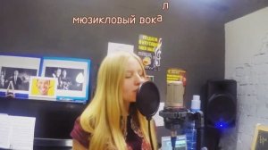 Красиво петь можно! Виртуозная вокальная техника. Певица разных стилей и педагог вокала Алина Герц.