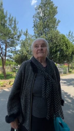 Откуда вообще взялся стереотип, что пожилые - злые? Такая милая женщина
