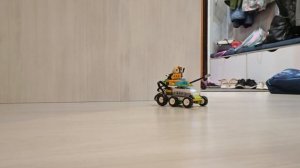 лего БТР из лего ведо 2.0