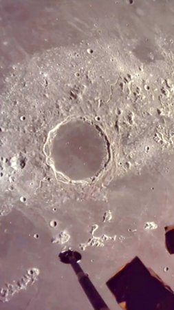 Видео кадры Луны с высоты 100 км🌘