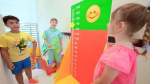 Диана и Рома ( Diana Roma ) - Диана и Рома Кто там за Дверью! и другие Приключения для Детей