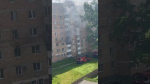 МЧС Беларуси: Двух человек спасли работники МЧС на пожаре в Пинске