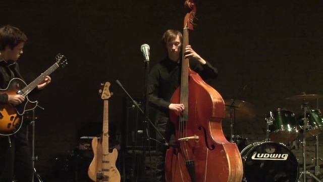 Владимир Валуев - Mr. P.C. (John Coltrane) смотреть онлайн