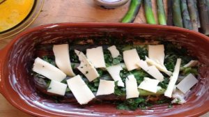 Гратен из спаржи с сыром