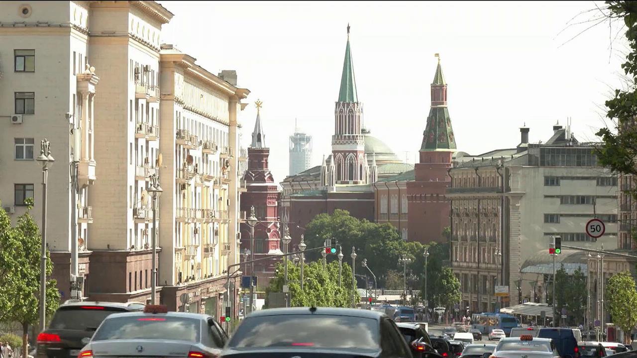 Россиян ждет короткая рабочая неделя