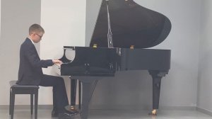 Э. Григ "Листок из альбома" исполняет Голосенко Платон