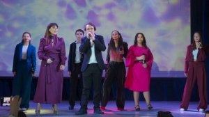 «Свет». Исп. Александр Пучков и Елена Черновская