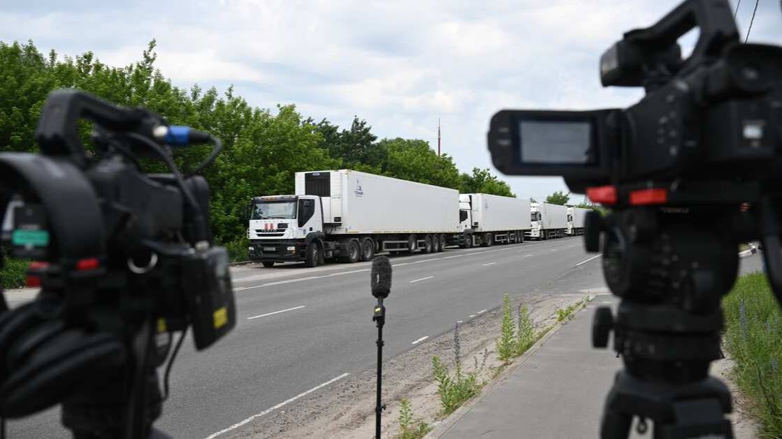 Немецкий журналист назвал свинством отказ Киева забрать тела боевиков
