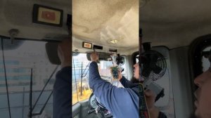 Как установить магнитолу на погрузчик