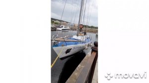 Спуск яхта Эллада на воду. Тольятти яхт Клуб Дружба.