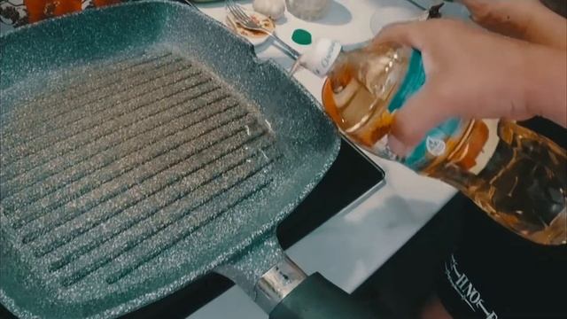 ЯИЦА ПОМИДОР КОЛБАСА ВСЁ смотреть онлайн