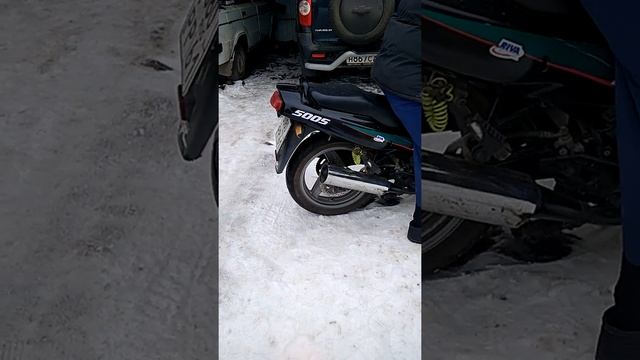 Kawasaki gpz500 , выкатил подышать))) смотреть онлайн