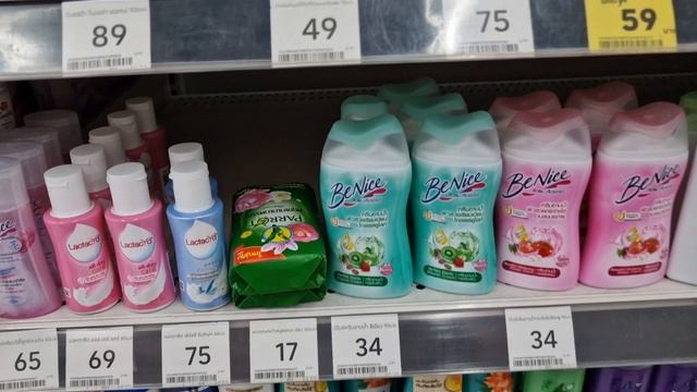 Обзор нового магазина Lotus's Go Fresh смотреть онлайн